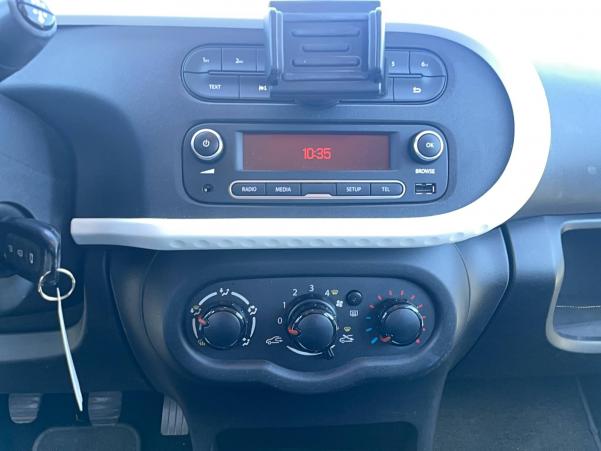 Vente en ligne Renault Twingo 3  1.0 SCe 70 BC au prix de 7 947 €