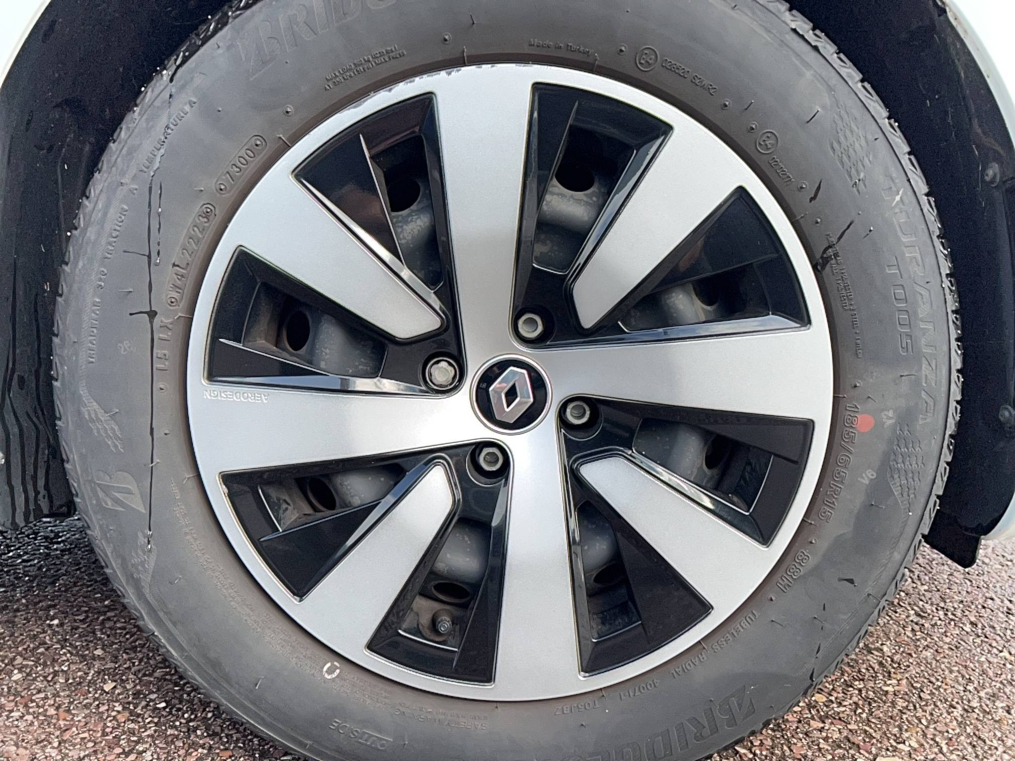 Vente en ligne Renault Clio 5 Clio E-Tech full hybrid 145 au prix de 16 191 €