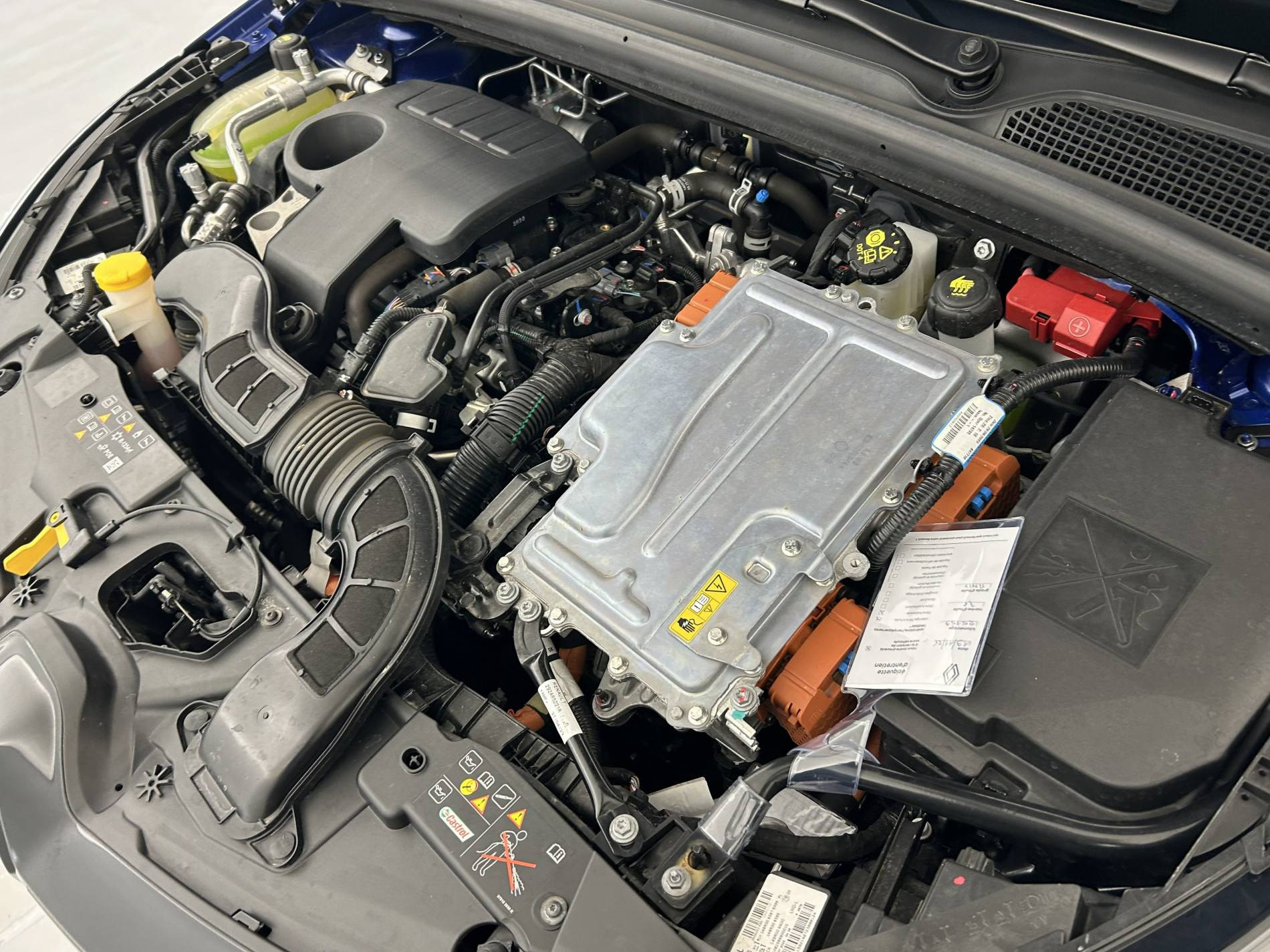 Vente en ligne Renault Clio 5 Clio E-Tech full hybrid 145 au prix de 21 991 €