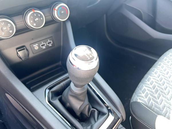Vente en ligne Renault Clio 5 Clio Blue dCi 100 au prix de 17 491 €