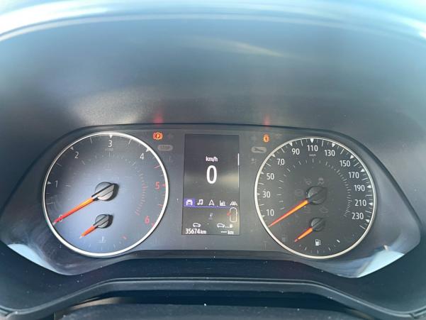 Vente en ligne Renault Clio 5 Clio Blue dCi 100 au prix de 17 491 €