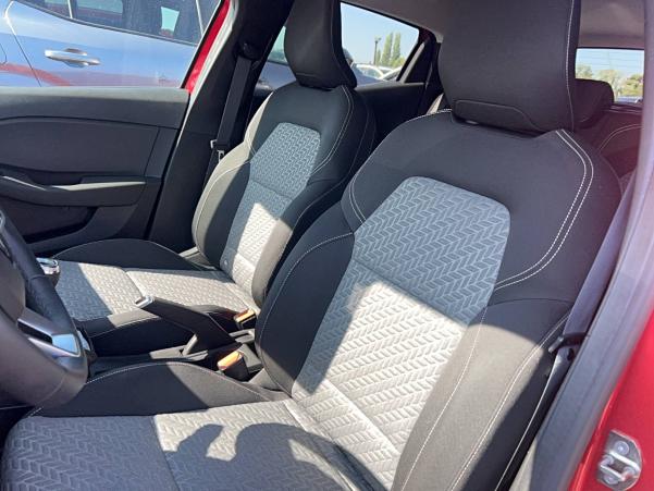 Vente en ligne Renault Clio 5 Clio Blue dCi 100 au prix de 17 491 €