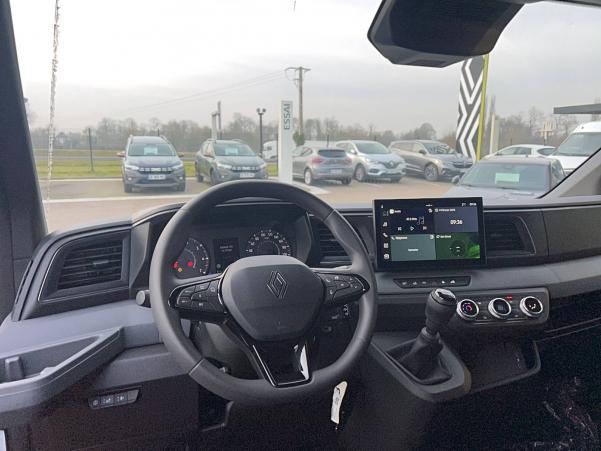 Vente en ligne Renault Master MASTER FGN TRAC 3T5 L2H2 BLUE DCI 150 au prix de 35 697 €