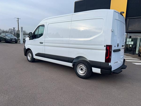 Vente en ligne Renault Master MASTER FGN TRAC 3T5 L2H2 BLUE DCI 150 au prix de 35 697 €