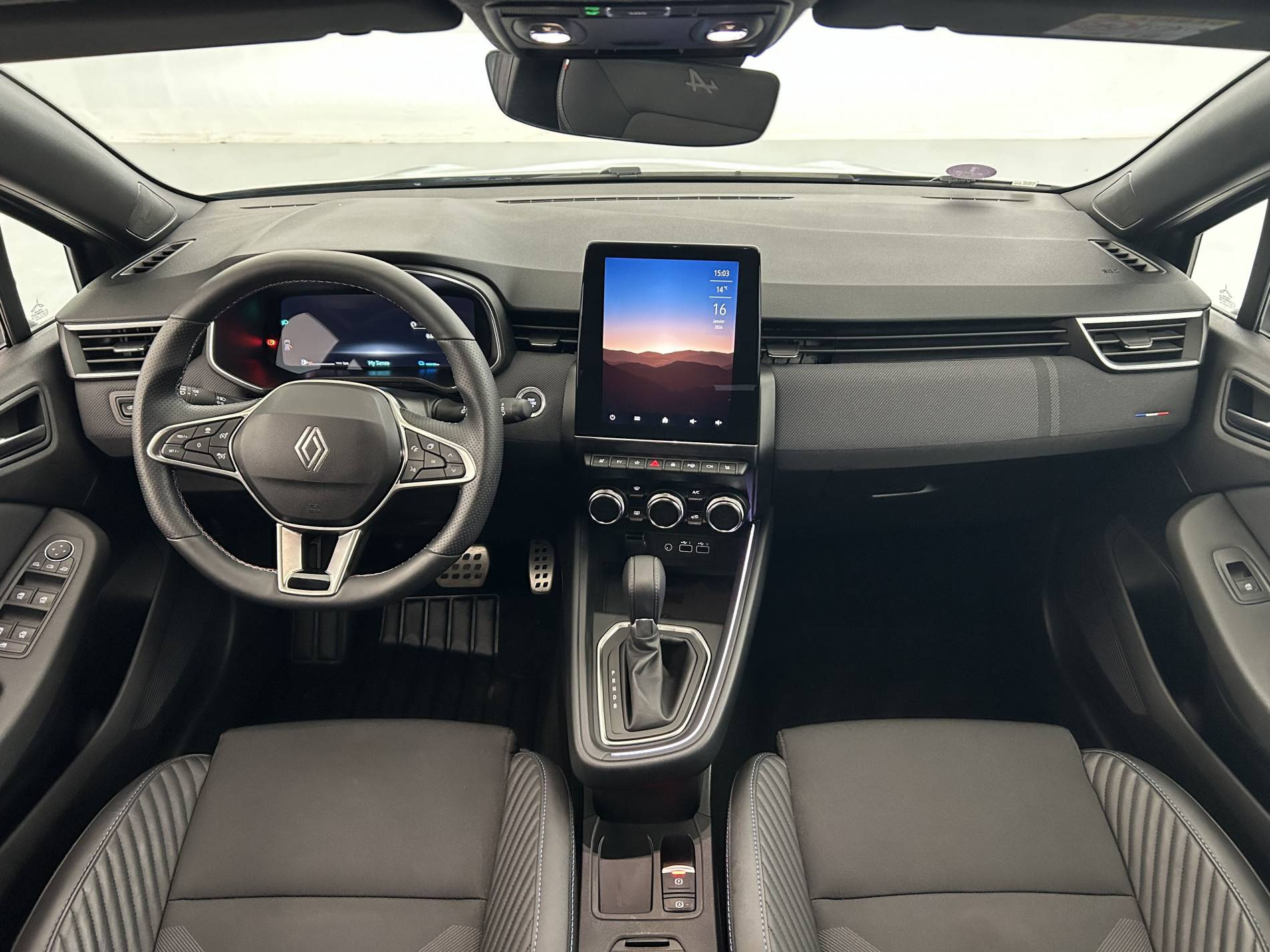 Vente en ligne Renault Clio 5 Clio E-Tech full hybrid 145 ch GSR2 au prix de 23 199 €