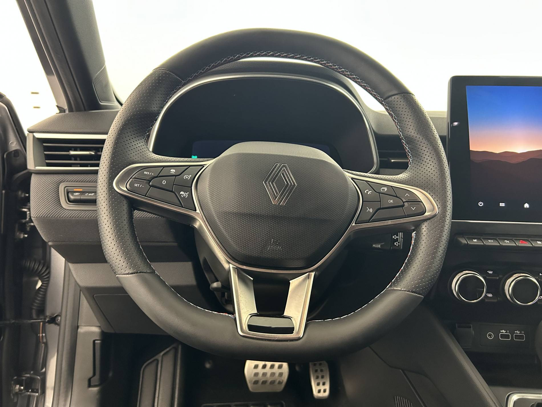 Vente en ligne Renault Clio 5 Clio E-Tech full hybrid 145 ch GSR2 au prix de 23 199 €