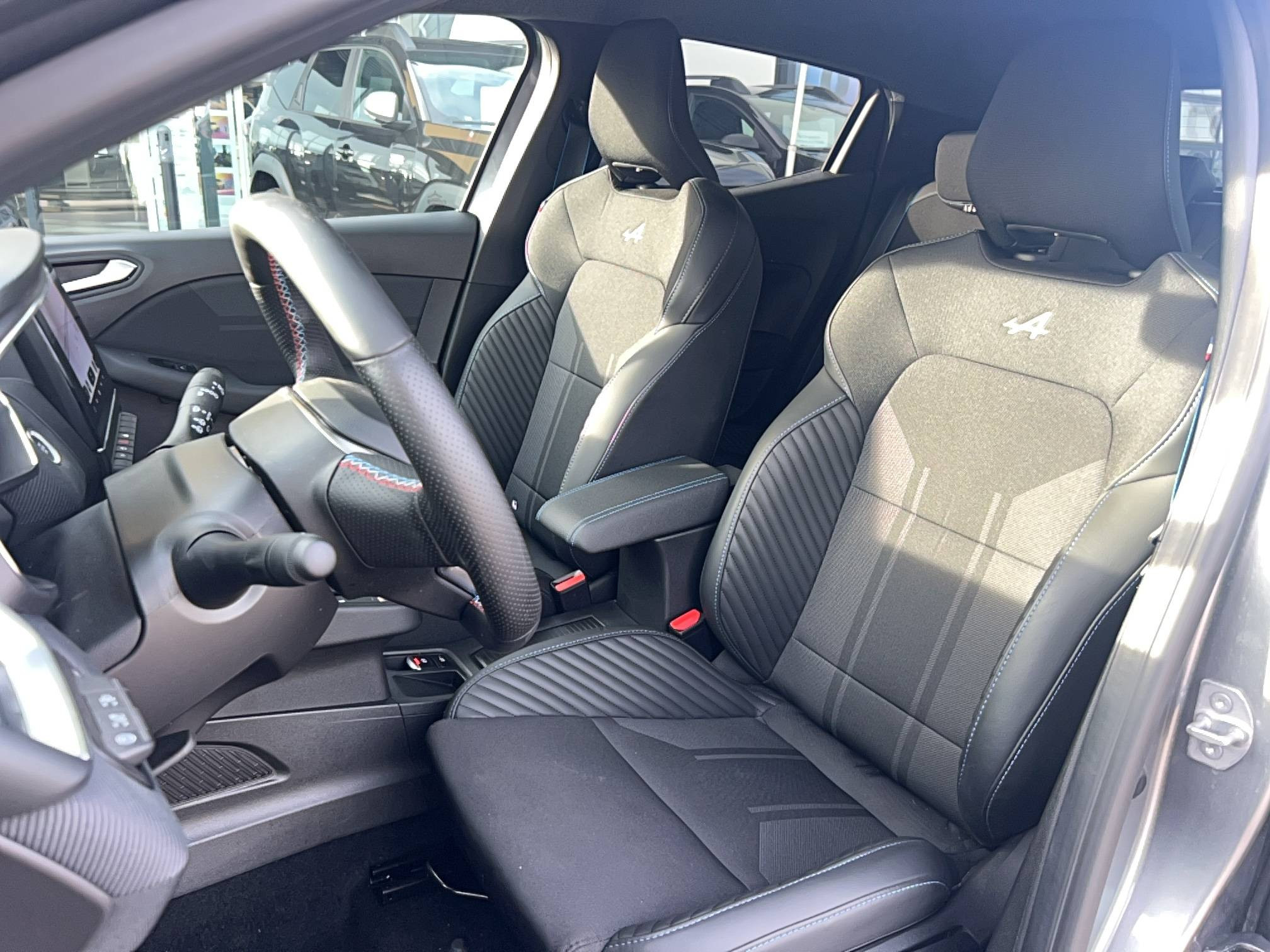 Vente en ligne Renault Clio 5 Clio E-Tech full hybrid 145 ch GSR2 au prix de 22 991 €