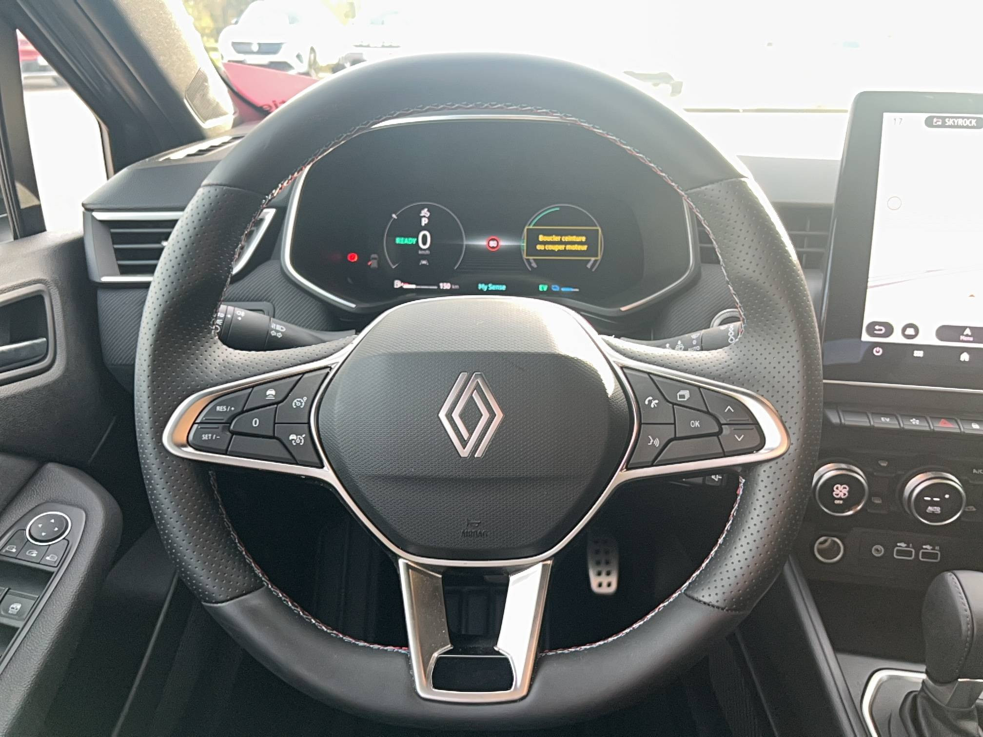 Vente en ligne Renault Clio 5 Clio E-Tech full hybrid 145 ch GSR2 au prix de 22 991 €