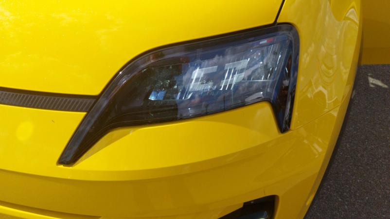 Vente en ligne Renault R5 E-Tech  150 ch autonomie confort au prix de 33 999 €