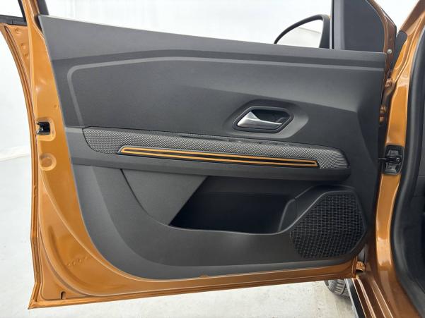 Vente en ligne Dacia Sandero  ECO-G 100 au prix de 12 794 €