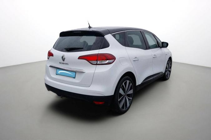 Vente en ligne Renault Scenic 4 Scenic Blue dCi 120 au prix de 18 943 €