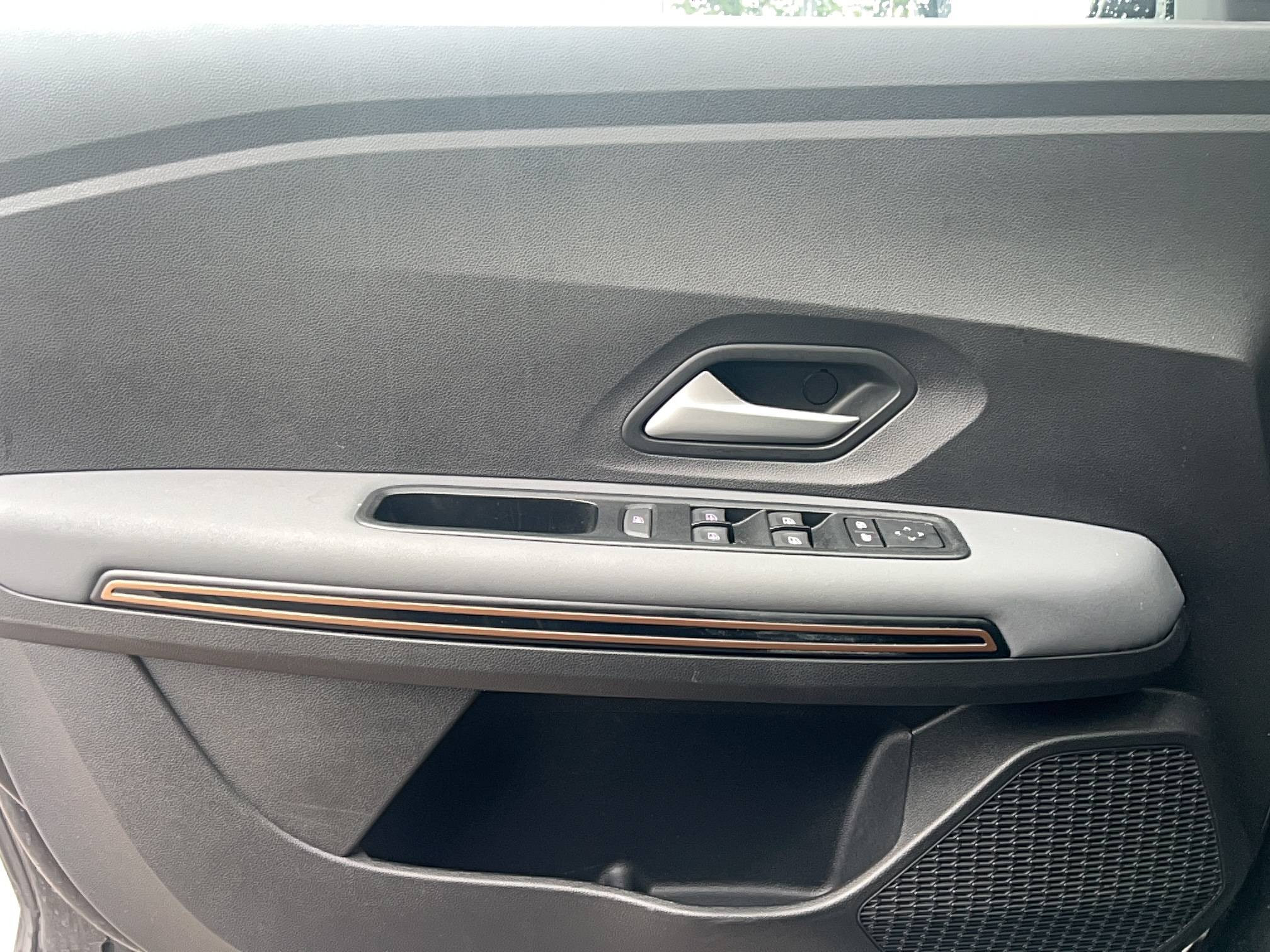 Vente en ligne Dacia Jogger  Hybrid 140 7 places GSR2 au prix de 24 749 €