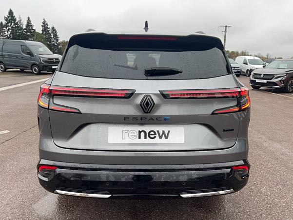 Vente en ligne Renault Nouveau Espace Espace E-Tech hybrid 200 au prix de 42 990 €