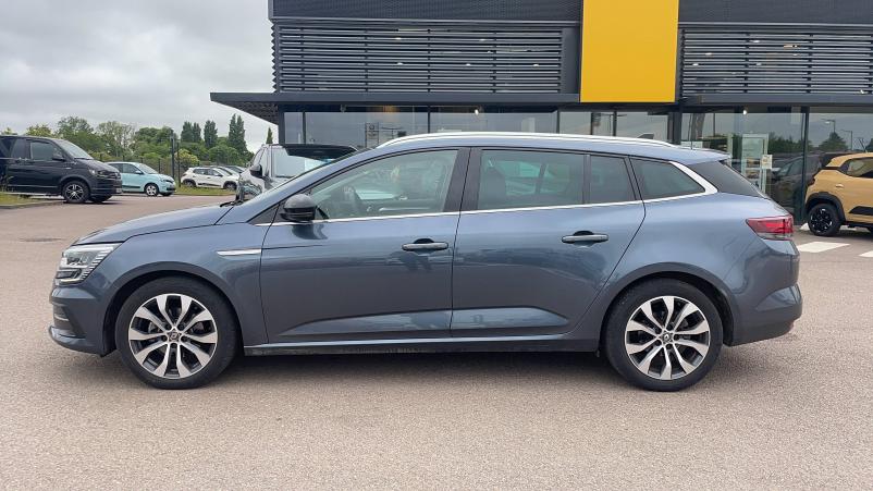Vente en ligne Renault Megane 4 Estate  Blue dCi 115 EDC au prix de 23 729 €