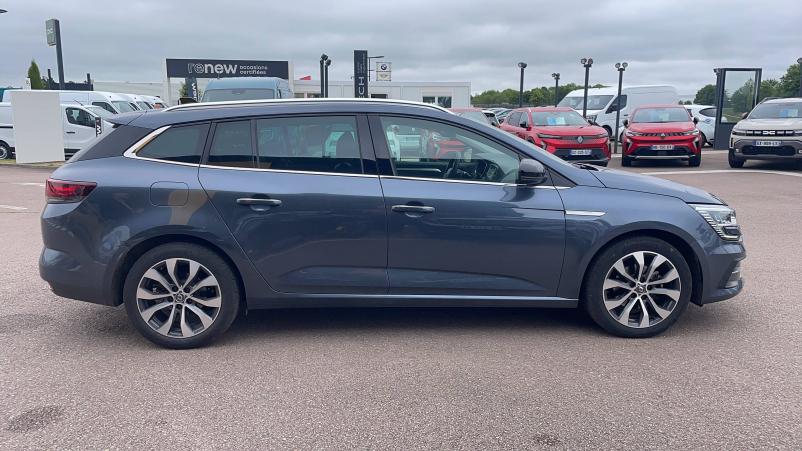 Vente en ligne Renault Megane 4 Estate  Blue dCi 115 EDC au prix de 23 729 €