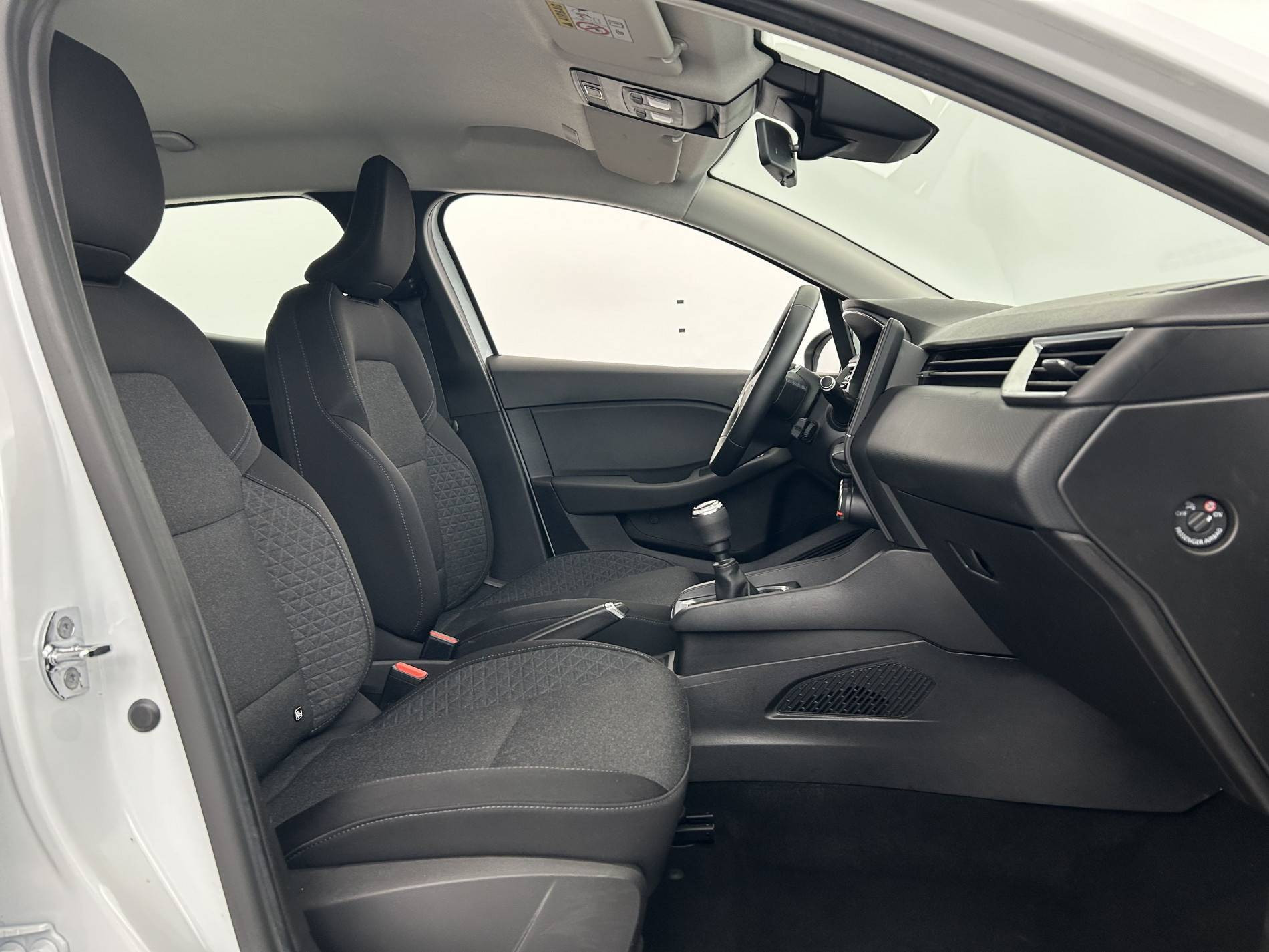 Vente en ligne Renault Clio 5 Clio TCe 90 - 21N au prix de 13 490 €