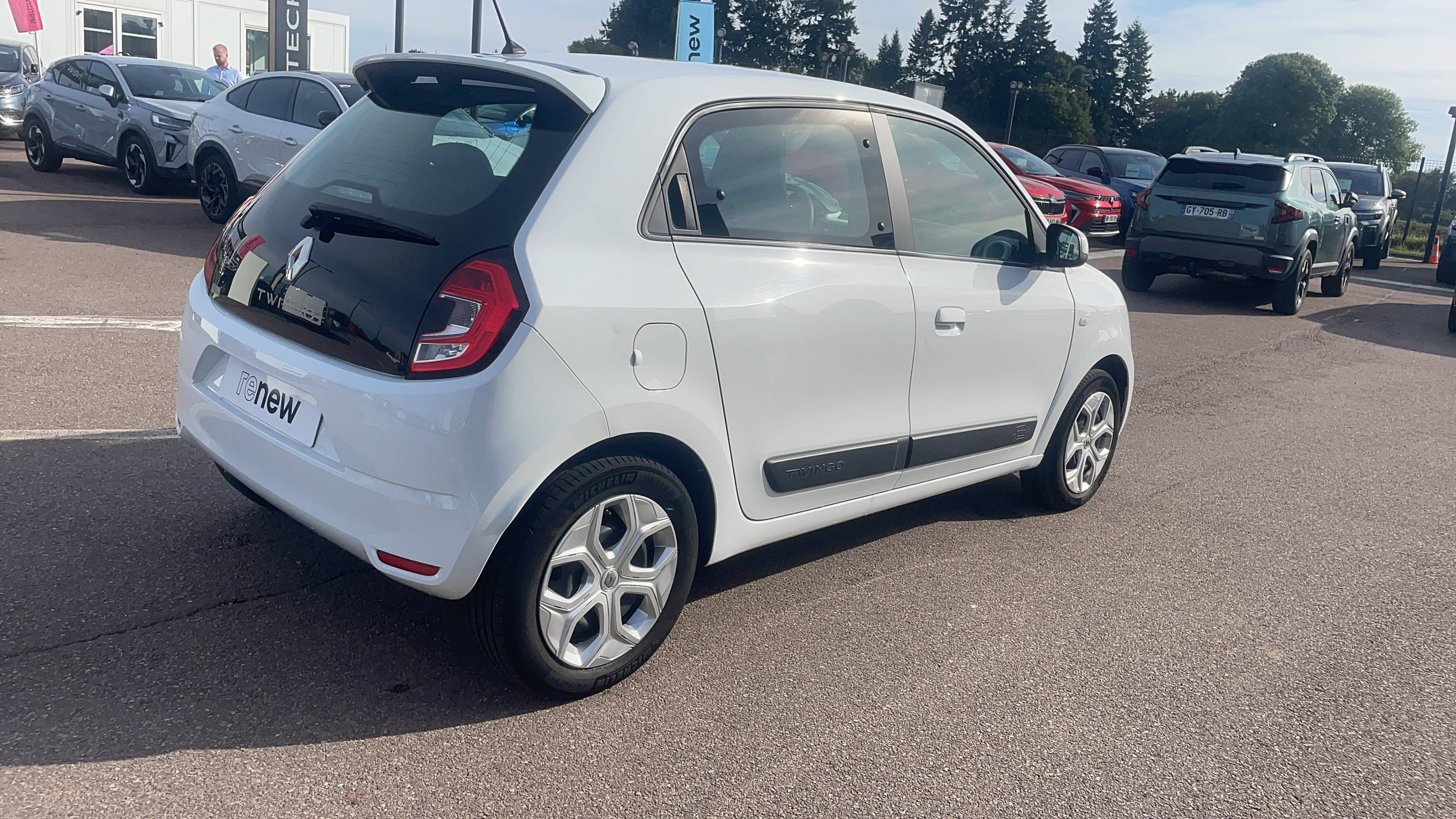 Vente en ligne Renault Twingo 3  SCe 65 - 21 au prix de 11 690 €