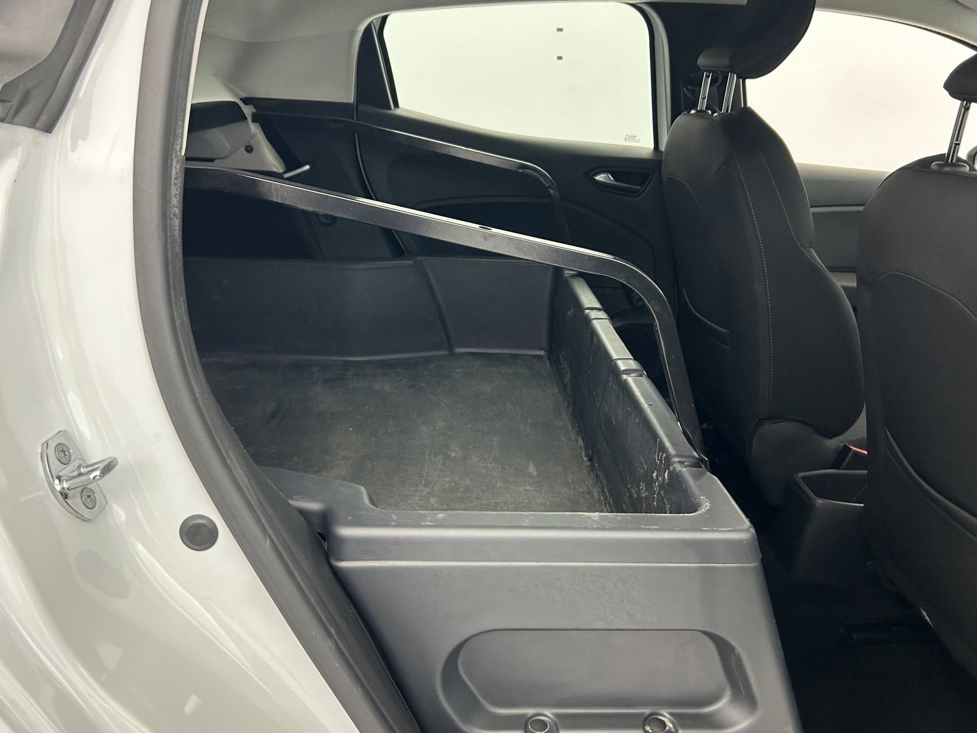 Vente en ligne Renault Clio 5 CLIO SOCIETE BLUE DCI 100 - 21N au prix de 10 991 €