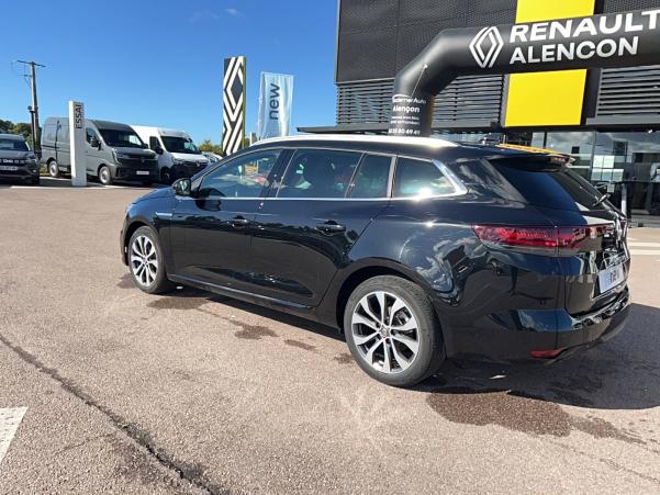 Vente en ligne Renault Megane 4 Estate  Blue dCi 115 EDC au prix de 25 990 €