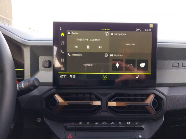 Vente en ligne Dacia Duster  Hybrid 140 au prix de 28 750 €