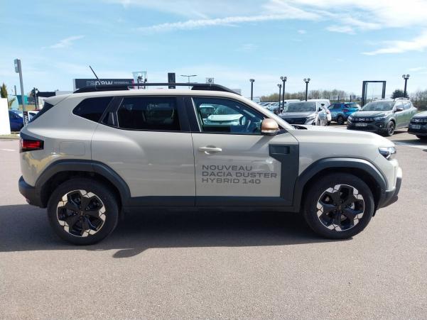 Vente en ligne Dacia Duster  Hybrid 140 au prix de 28 750 €