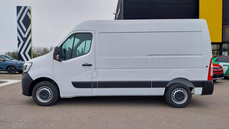 Vente en ligne Renault Master 3 Fourgon MASTER FGN TRAC F3300 L2H2 BLUE DCI 135 au prix de 32 490 €