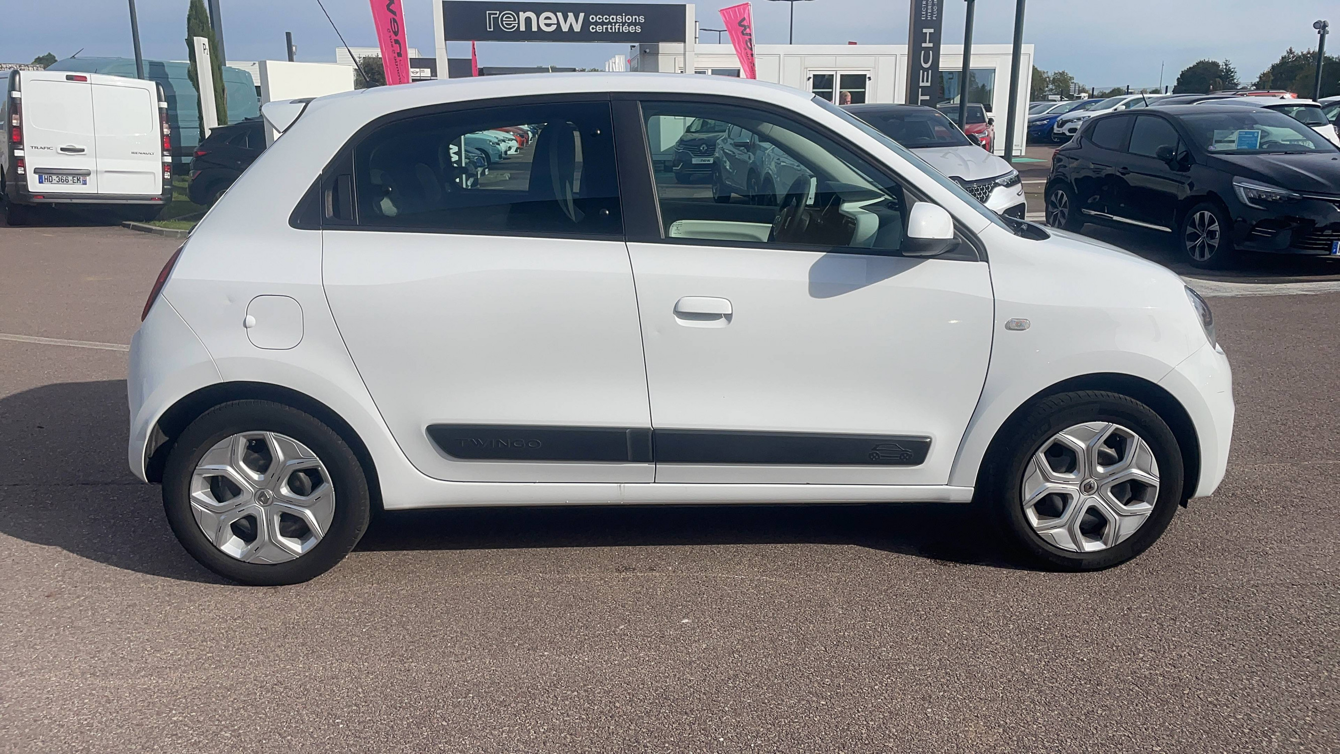 Vente en ligne Renault Twingo 3  SCe 65 - 21 au prix de 10 291 €