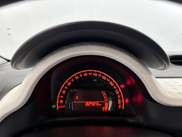 Vente en ligne Renault Twingo 3  1.0 SCe 70 BC au prix de 7 747 €