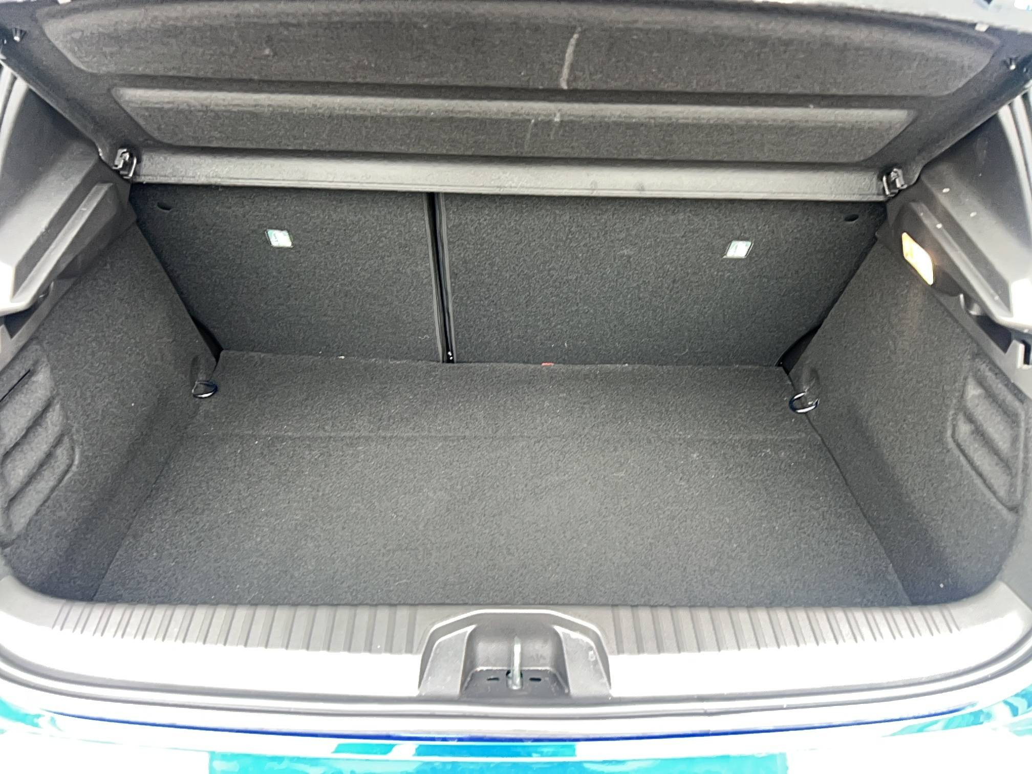 Vente en ligne Renault Clio 5 Clio E-Tech full hybrid 145 ch GSR2 au prix de 23 291 €