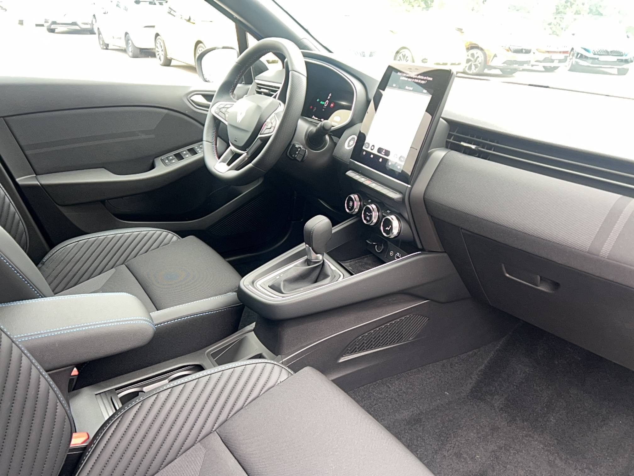 Vente en ligne Renault Clio 5 Clio E-Tech full hybrid 145 ch GSR2 au prix de 23 291 €