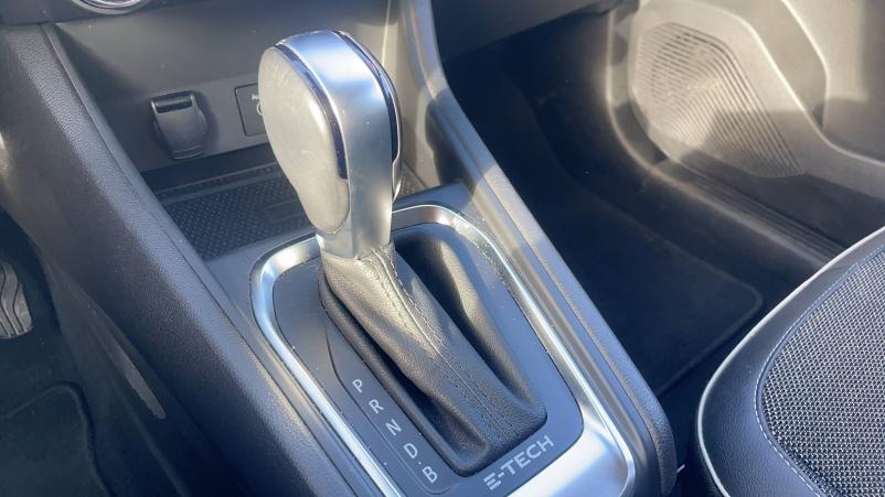 Vente en ligne Renault Captur  E-Tech 145 - 21 au prix de 21 441 €