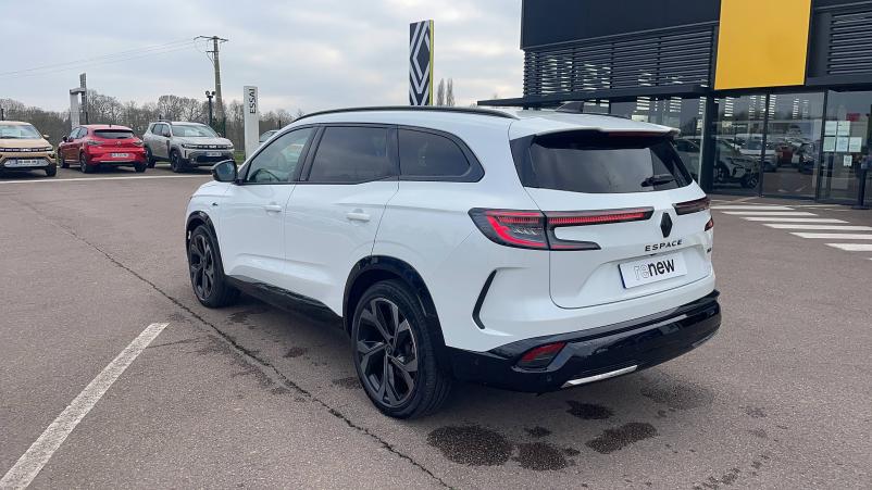 Vente en ligne Renault Espace Espace E-Tech hybrid 200 au prix de 39 911 €