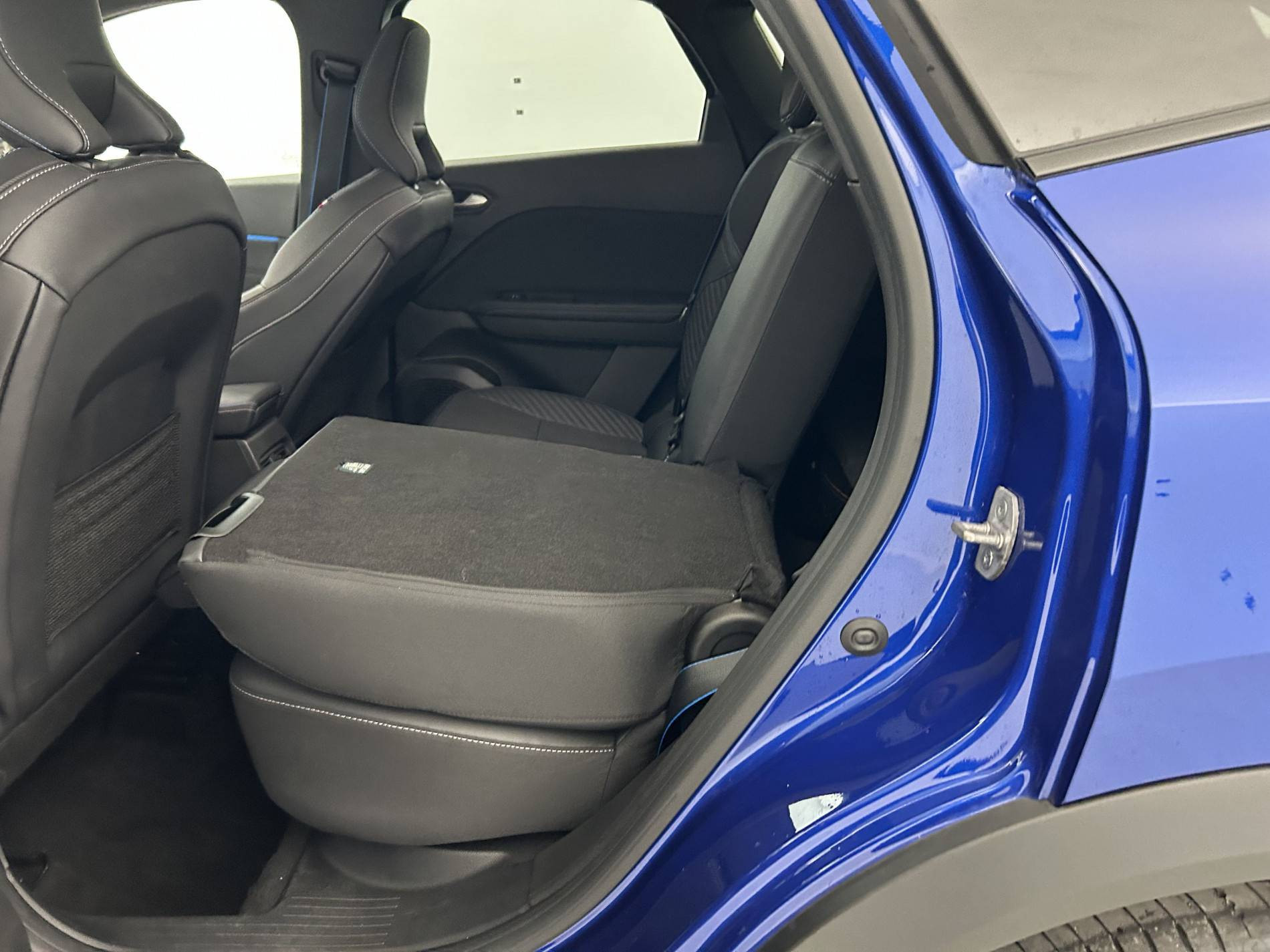 Vente en ligne Renault Symbioz  E-Tech full hybrid 145 au prix de 31 479 €