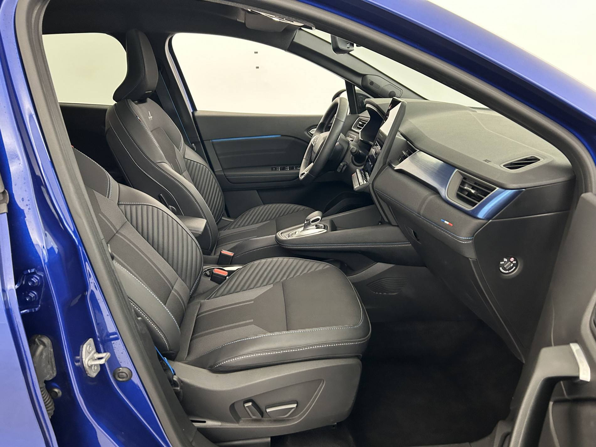 Vente en ligne Renault Symbioz  E-Tech full hybrid 145 au prix de 31 479 €