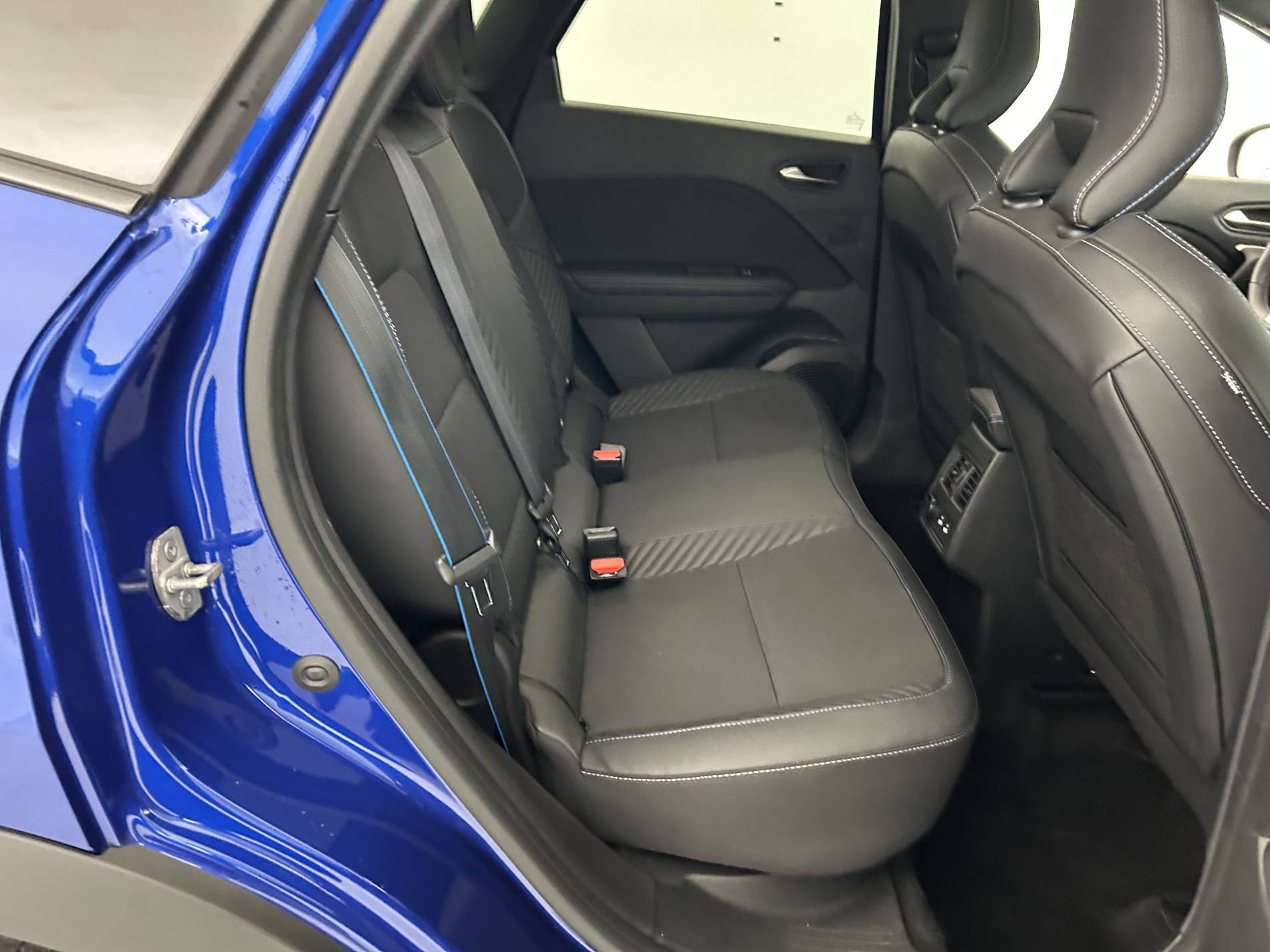 Vente en ligne Renault Symbioz  E-Tech full hybrid 145 au prix de 31 479 €