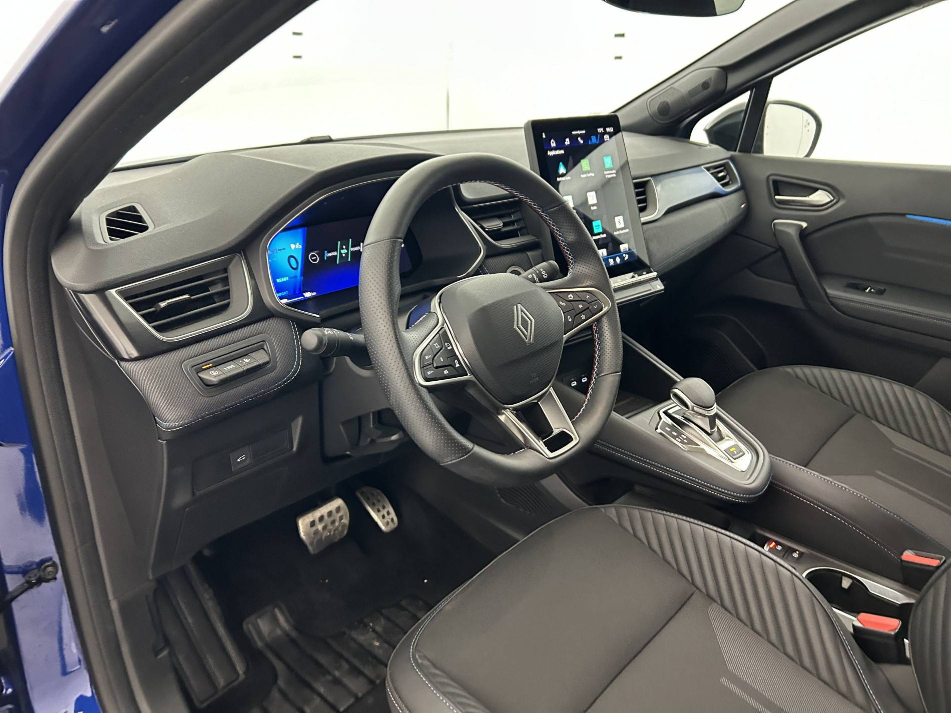 Vente en ligne Renault Symbioz  E-Tech full hybrid 145 au prix de 31 479 €