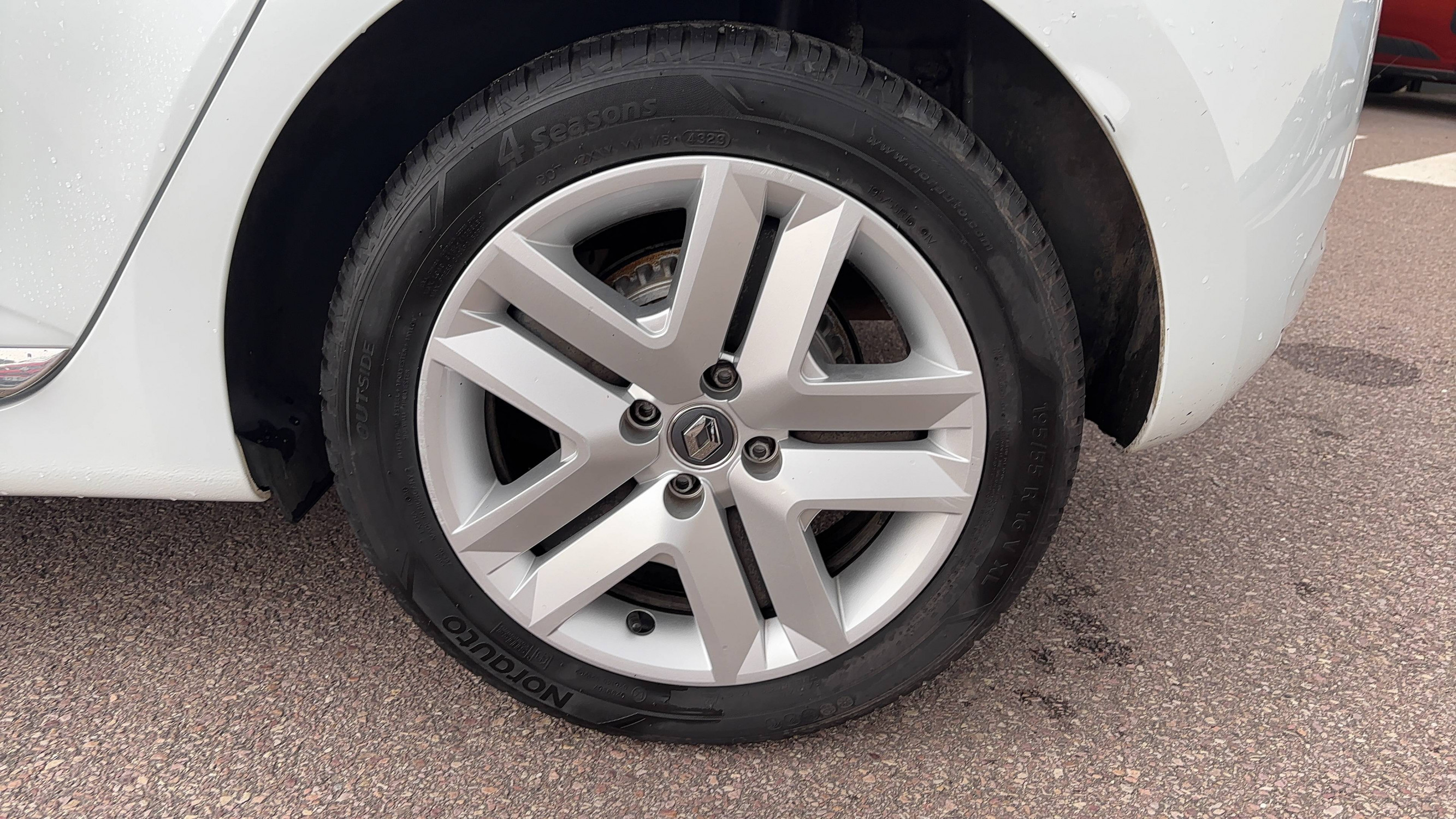 Vente en ligne Renault Clio 5 Clio Blue dCi 100 - 21N au prix de 11 491 €