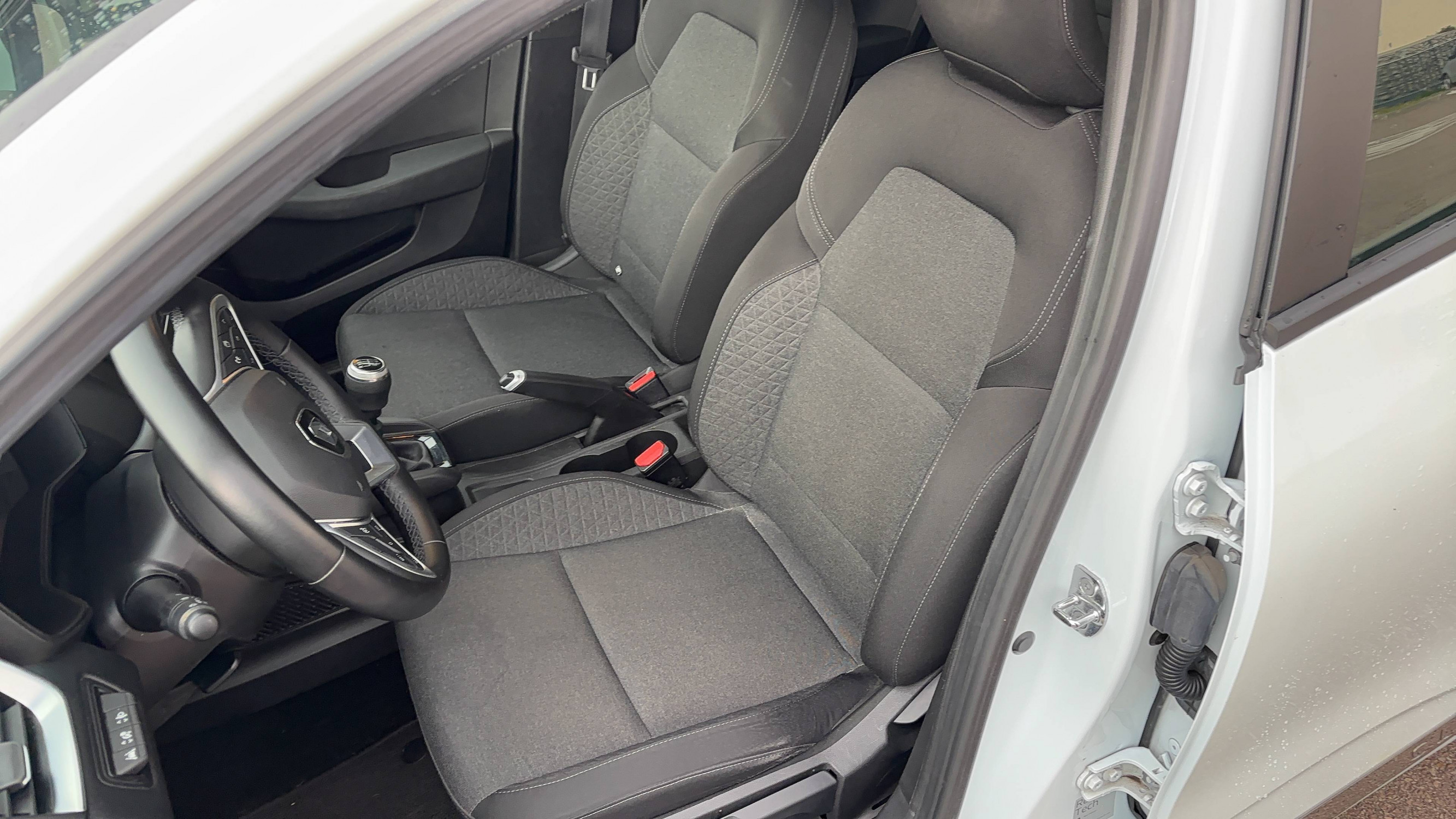 Vente en ligne Renault Clio 5 Clio Blue dCi 100 - 21N au prix de 11 491 €