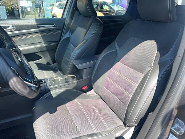 Vente en ligne Renault Arkana  E-Tech hybride 145 - 22 au prix de 23 291 €