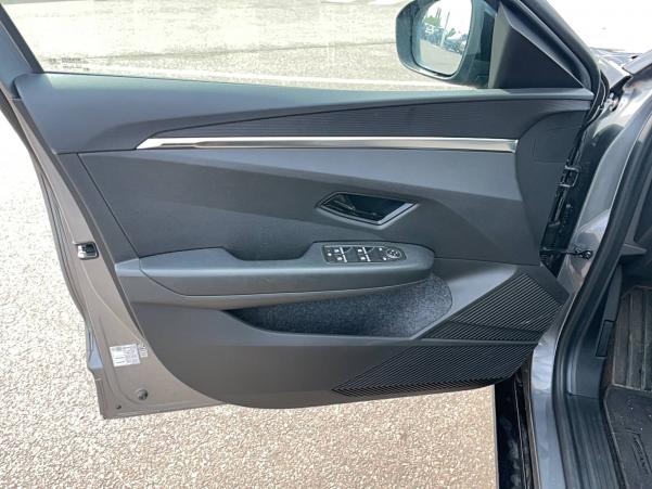 Vente en ligne Renault Megane E-Tech  EV60 220 ch super charge au prix de 22 991 €
