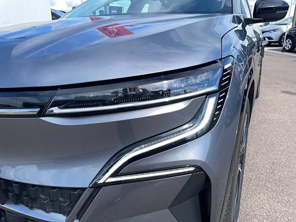 Vente en ligne Renault Megane E-Tech  EV60 220 ch super charge au prix de 22 991 €