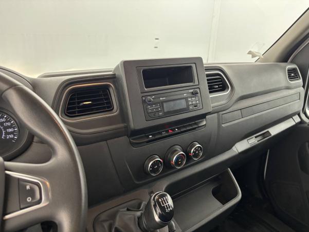Vente en ligne Renault Master 3 Châssis Cabine MASTER CC PROP RJ3500 PAF AR COURT L2 DCI 130 au prix de 25 791 €