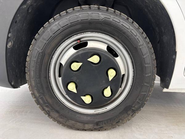 Vente en ligne Renault Master 3 Châssis Cabine MASTER CC PROP RJ3500 PAF AR COURT L2 DCI 130 au prix de 25 791 €