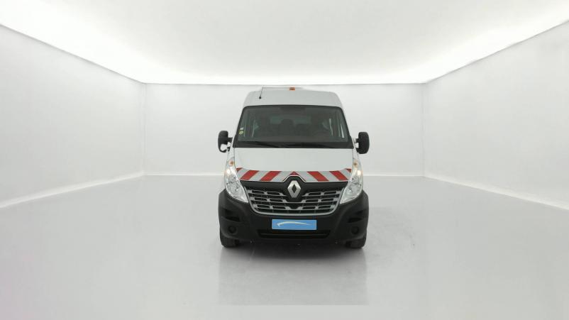 Vente en ligne Renault Master 3 Fourgon MASTER CA L2H2 3.5t 2.3 dCi 110 S&S E6 au prix de 23 990 €