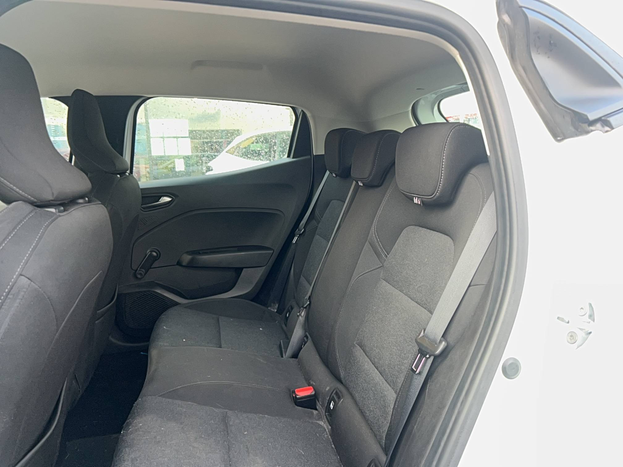 Vente en ligne Renault Clio 5 Clio Blue dCi 100 - 21N au prix de 11 991 €