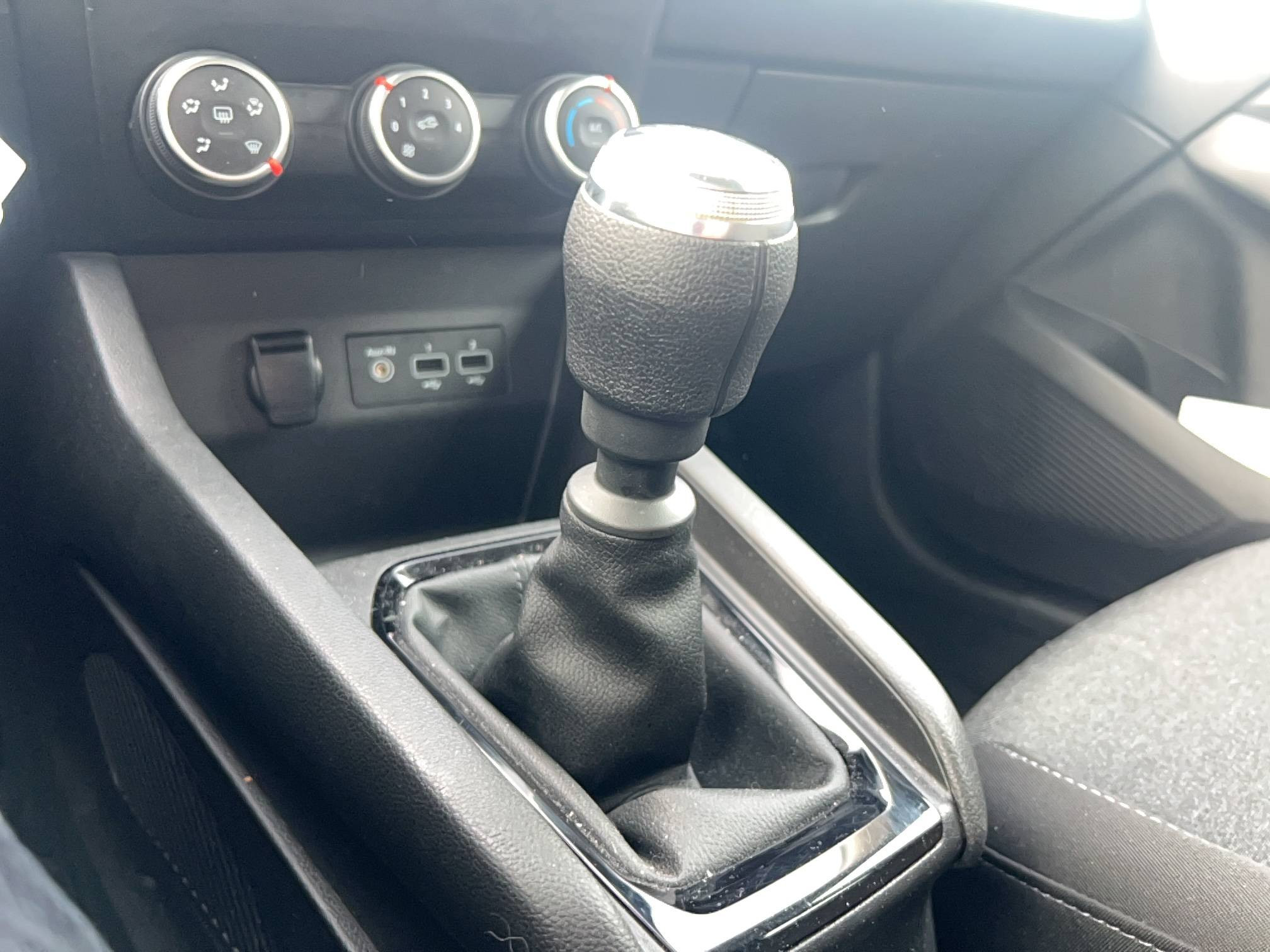 Vente en ligne Renault Clio 5 Clio Blue dCi 100 - 21N au prix de 11 991 €