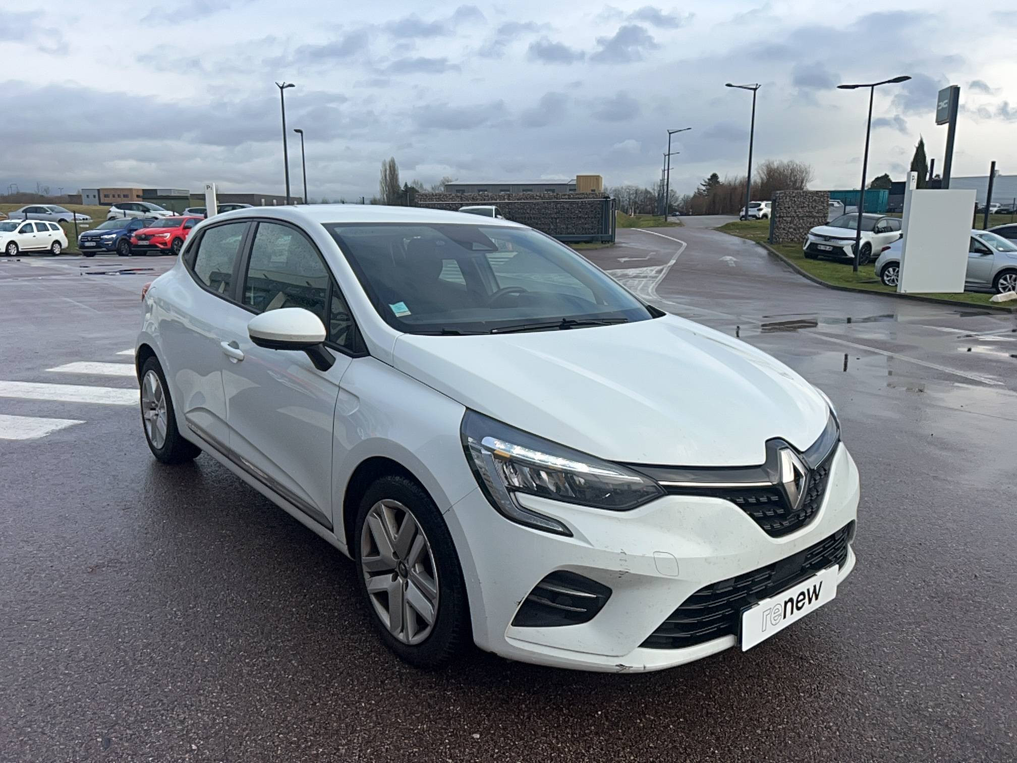 Vente en ligne Renault Clio 5 Clio Blue dCi 100 - 21N au prix de 11 991 €