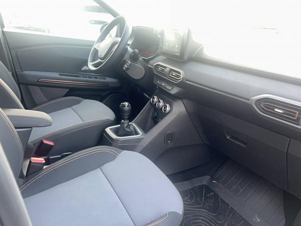 Vente en ligne Dacia Jogger  ECO-G 100 7 places GSR2 au prix de 21 914 €
