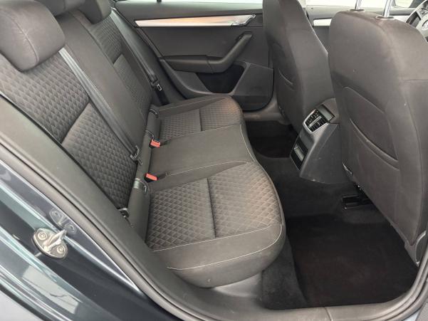 Vente en ligne Skoda Octavia  1.6 TDI 116 ch CR FAP au prix de 13 907 €