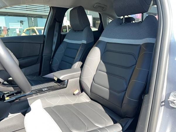 Vente en ligne Citroën C4 X  BlueHDi 130 S&S EAT8 au prix de 21 491 €